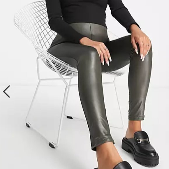 ASOS Mamalicious Maternity wet look leggings - BLACK - Picture 2 of 7